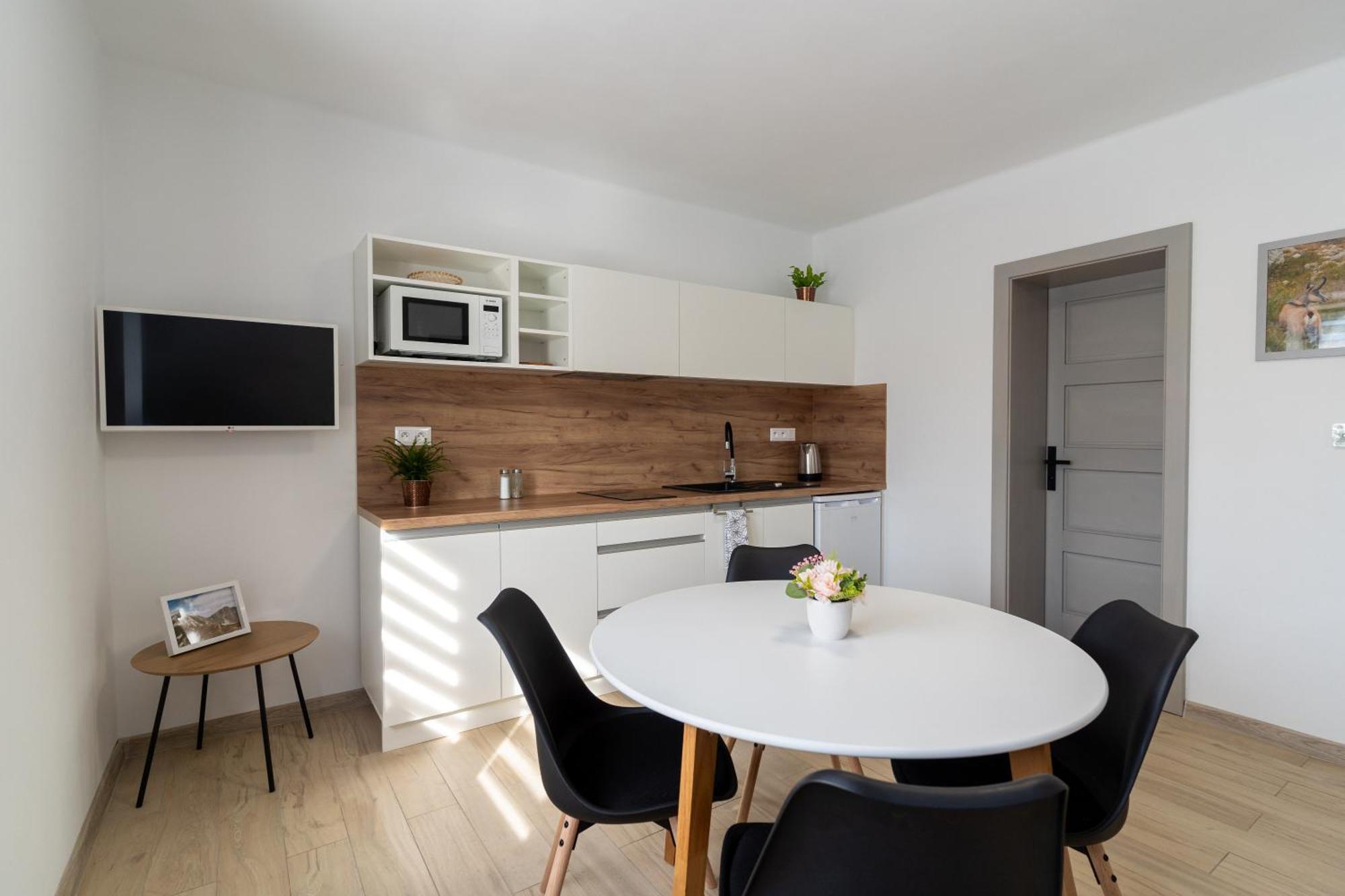 Apartments Ziar 114 Екстер'єр фото